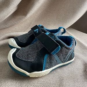 Plae size 6 special listing